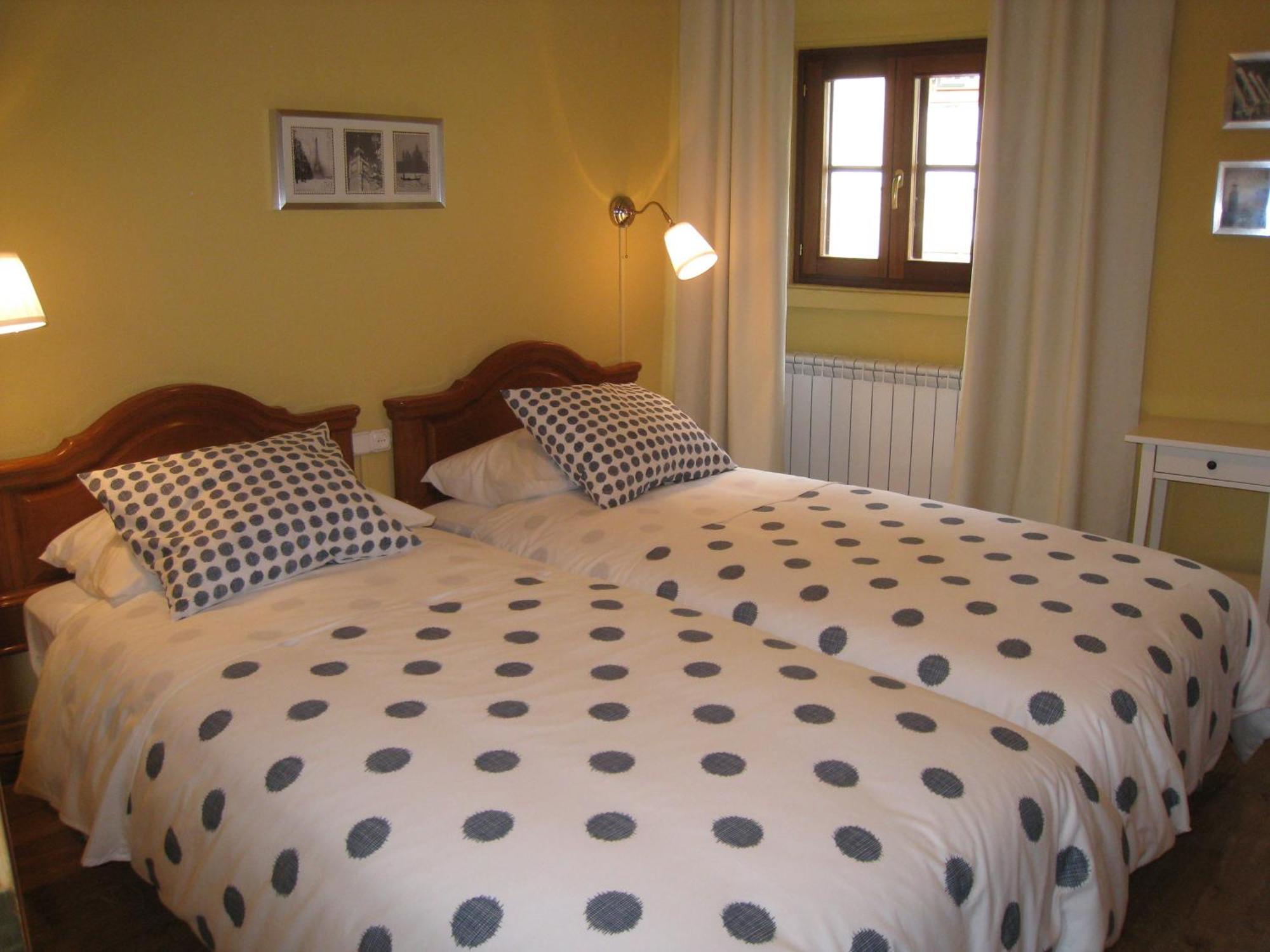 Penzion Casa Cotiellu Llanes Exteriér fotografie